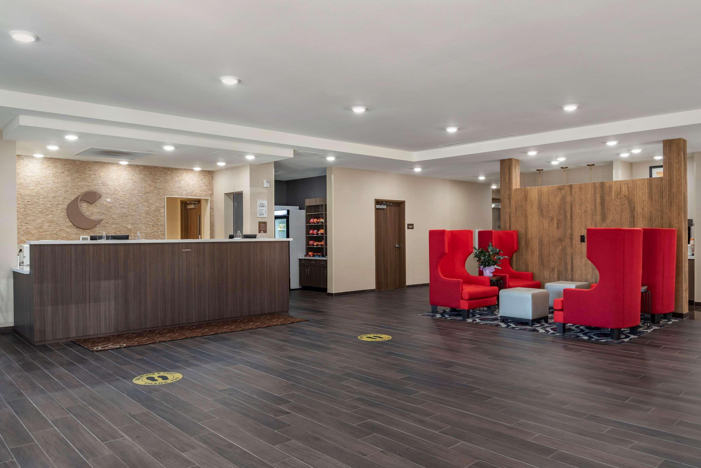 Comfort Inn & Suites Downtown Near University Tuscaloosa Esterno foto